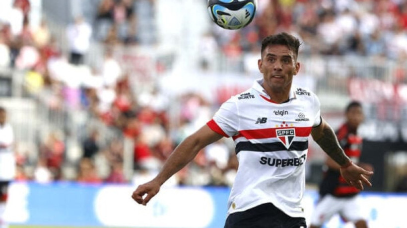 Argentino começa temporada em alta e vem dando pouco espaço para Wendell, que chegou com status de grande contratação no Tricolor