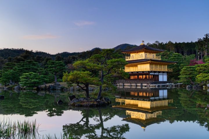 Kyoto e Tóquio (Japão): O crescimento do turismo em cidades japonesas, como Kyoto, tem elevado o custo de vida e prejudicado espaços e tradições locais.