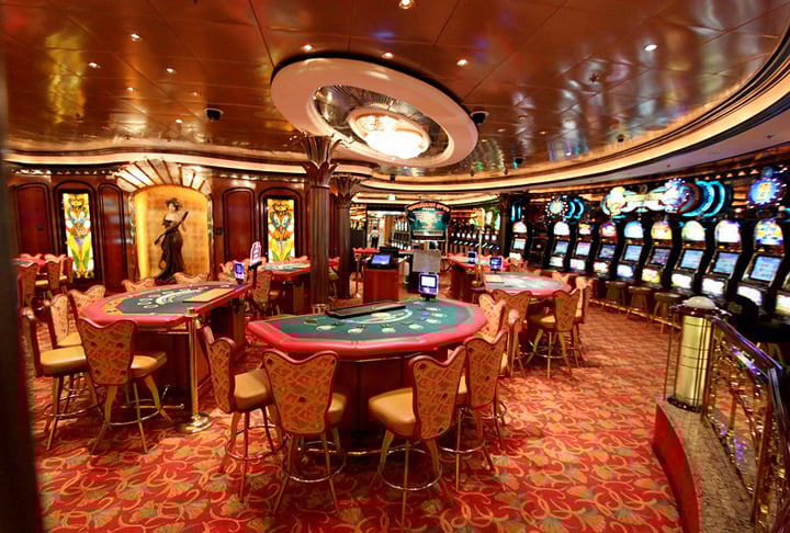 O impacto econômico do turismo de cruzeiros é significativo, contribuindo com bilhões ao Produto Interno Bruto (PIB) nacional e gerando milhares de empregos diretos e indiretos - Ivan Atanassov/Flickr