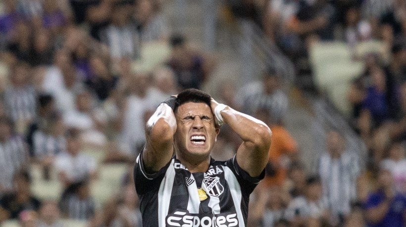 Atacante Alejandro Martínez no jogo Maracanã x Ceará, no Castelão, pelo Campeonato Cearense 2025