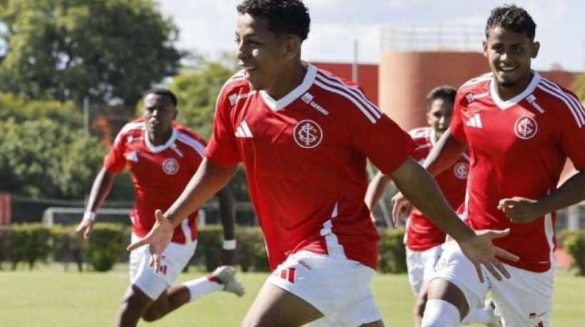 Colorado vê Tricolor errar dois pênaltis no 1° tempo, é mais eficiente e vence por 3 a 1, nesta quarta-feira, pela segunda rodada da competição