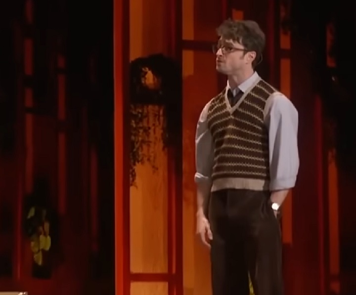 Ele foi premiado na categoria de Melhor Atuação de um Ator em Papel de Destaque em Musical pela peça “Merrily We Roll Along”.