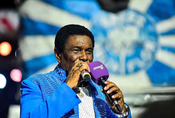 Aposentado do carnaval carioca após 50 anos, Neguinho de Beija-Flor fará parte de uma banca de jurados de reality show para escolher o seu sucessor na escola de Nilópolis. O programa será exibido no Multishow, canal por assinatura do grupo Globo.
