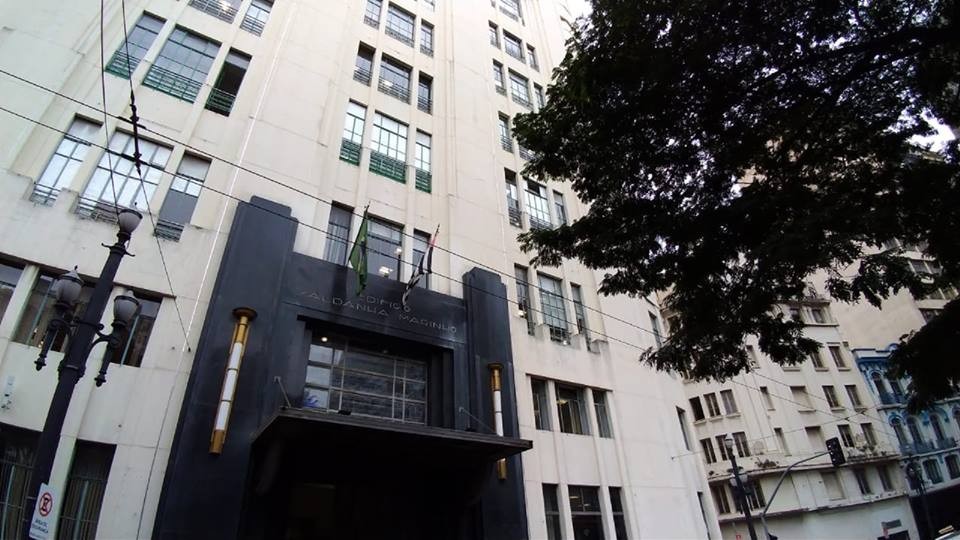 Estudos da Secretaria de Segurança Pública mostram que o perfil predominante das vítimas desse crime são homens mais velhos com alto poder aquisitivo