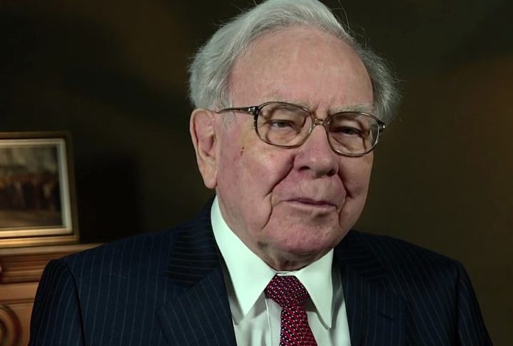 8º) Warren Buffett (patrimônio de US$ 154,2 bilhões) - Um dos maiores investidores do mundo, CEO da Berkshire Hathaway. Conhecido como o Oráculo de Omaha.