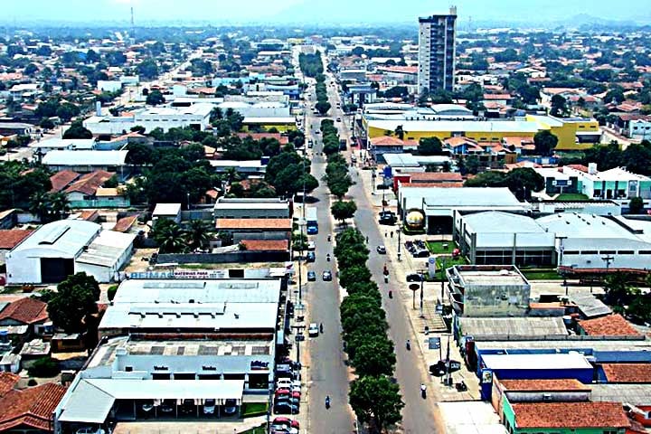 Cumaru do Norte (PA) - 40,64 pontos - Problemas com regularização fundiária e conflitos agrários. Economia restrita à pecuária e ao agronegócio, com pouco incentivo à diversificação. Serviços básicos são escassos ou de baixa qualidade.
