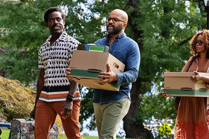 Em 2024, Sterling K. Brown foi indicado ao Oscar de Melhor Ator Coadjuvante por seu papel em “Ficção Americana”. 
