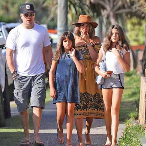 Matt é casado com a argentina Luciana Barroso. Eles se conheceram em 2003, enquanto Damon filmava Ligado em você, em Miami, onde ela trabalhava como bartender. Eles tiveram três filhas Isabella, 18 anos, Gia, 15 anos, e Stella, 13 anos, além de Alexia, 24 anos, fruto de um relacionamento anterior de Luciana.

