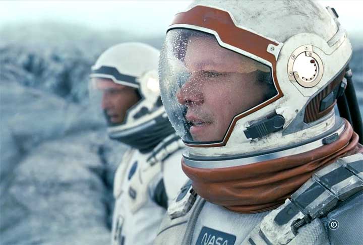 Na sequência da carreira, Damon também participou da obra Interestelar (2014), filme do diretor Christopher Nolan. A trama conta a história de um grupo de exploradores que faz uso de uma nova ferramenta para viajar no espaço. 