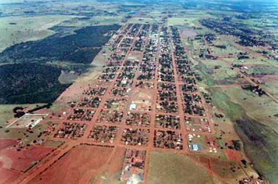Paranhos (Brasil) / Ypejhú (Paraguai)
Pequenas cidades onde é comum o uso do espanhol e do guarani, além do português.