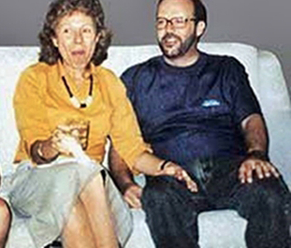 O casal Manfred e Marisia Richthofen foi morto a golpes de barra de ferro na noite de 31 de outubro de 2002. 