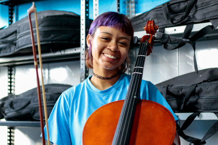 FORTALEZA, CEARÁ, BRASIL, 24-03-2025: A história do Instituto de Música do Jacques Klein com a metodologia Suzuki é aplicada no ensino musical de crianças e adolescente no bairro Passaré. (Foto: Samuel Setubal/ O Povo)