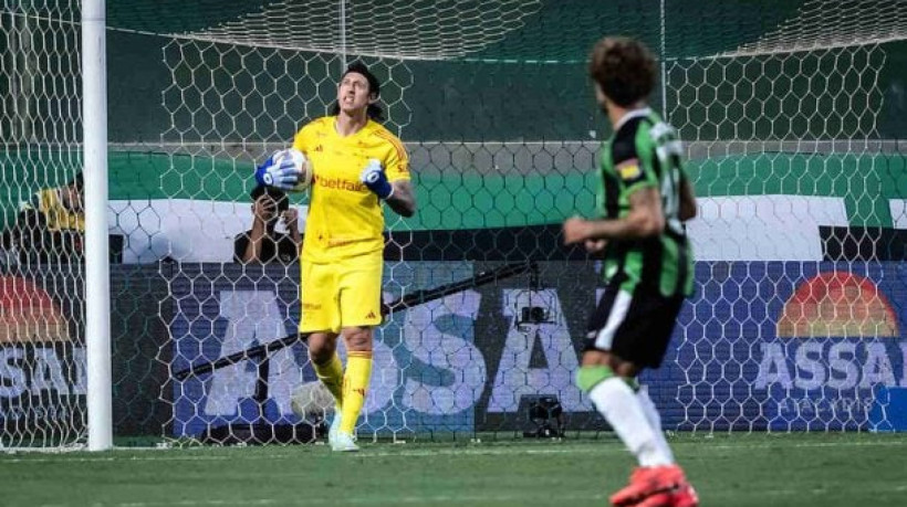 Goleiro do Cruzeiro sofreu 10 gols em 11 partidas em 2025