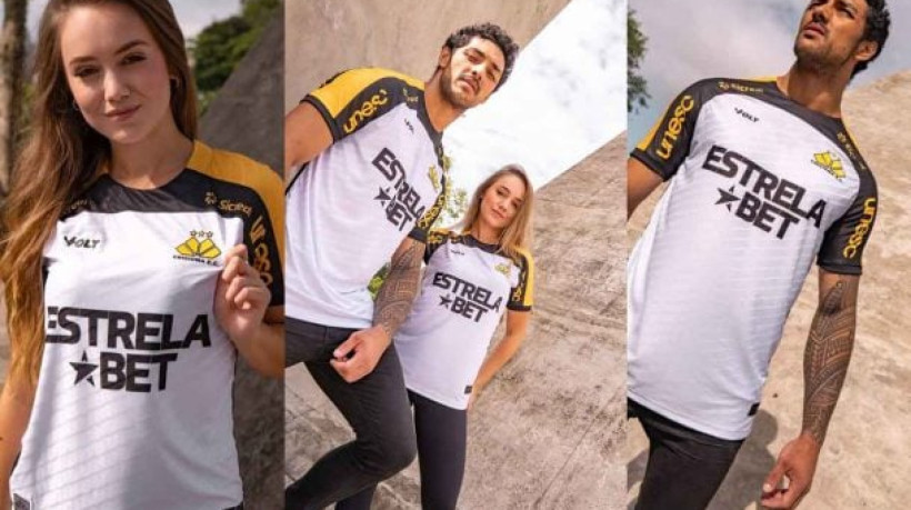 Peça é inspirada no petit-pavé, piso que se tornou símbolo na cidade. A vestimenta se notabiliza pela dominância da cor branca