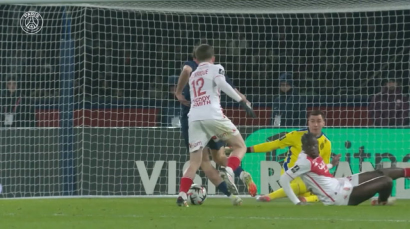 Kvaratskhelia, um começo mágico no PSG