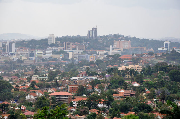 8º) Uganda (África Oriental) - Nível de PM2.5: 41 | População: 48,6 milhões de pessoas | Capital: Kampala.