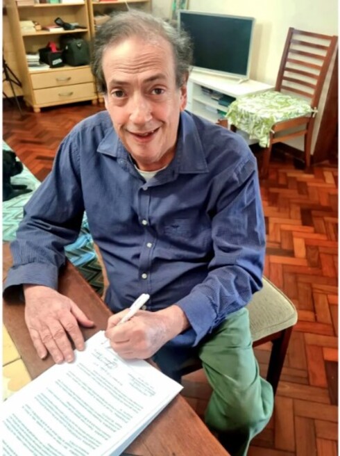 “Beiçola” recebeu ainda um auxílio financeiro de R$ 10 mil do influenciador Matheus Yurley. Na época, essas doações fizeram o ator desistir de se mudar para o Retiro dos Artistas, local que agora irá abrigá-lo.
