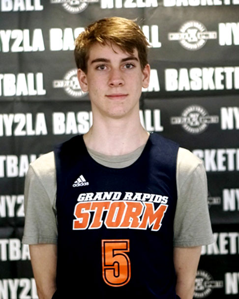 Ryan confessou o crime e contou que, após matar a mãe, fez anotações, gravou um vídeo ao lado do corpo (agora exibido no tribunal), saiu para pegar dinheiro, voltou para casa, testou a  montagem de coquetéis molotov e viu TV durante duas horas e meia. 