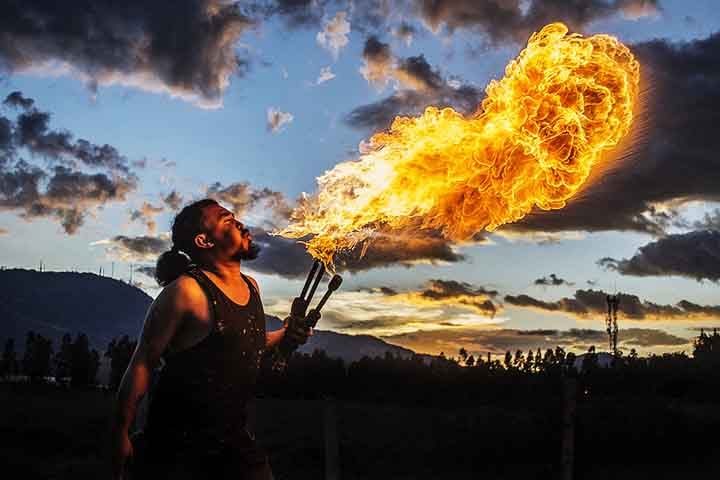 Piolin foi expoente de uma segunda geração de artistas circenses do país, até então influenciado por famílias de origem europeia que aqui se estabeleceram a partir do século 19. O Dia do Circo homenageia este personagem, símbolo da cultura popular brasileira na Semana de Arte Moderna em 1922.