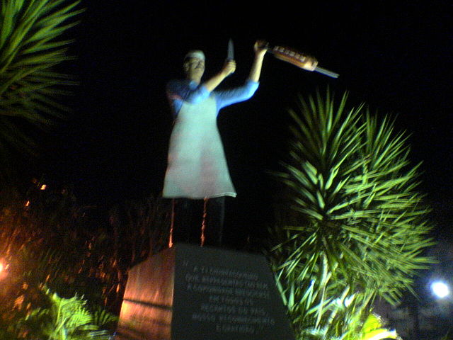 Nova Bréscia - A 161 km da capital gaúcha Porto Alegre,  Nova Bréscia é uma referência tão forte no churrasco que tem um monumento em homenagem aos churrasqueiros, no Centro do município. A cidade foi colonizada por italianos,mas a carne superou as massas.   