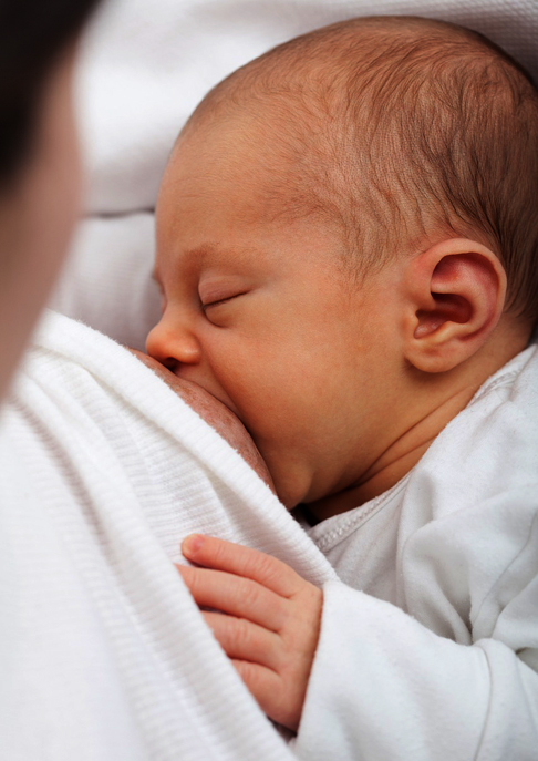 4) Heitor; nome grego que significa protetor. Nome clássico, costuma ser associado ao herói da Guerra de Troia. 