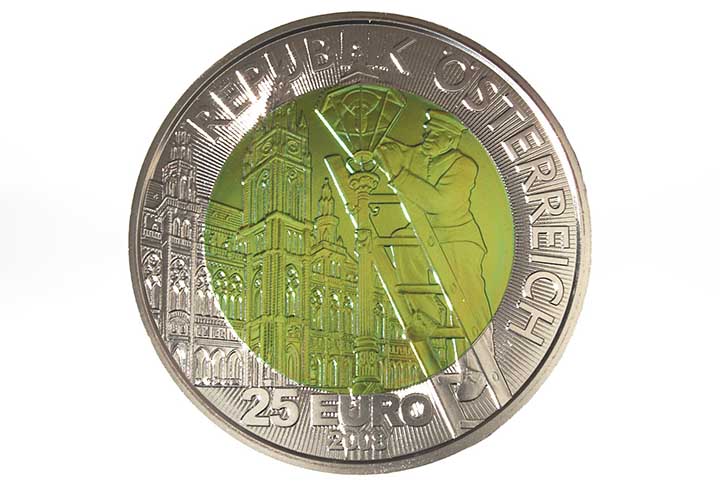 A estabilidade térmica das superligas que contêm nióbio é importante para a produção de motores de aeroplanos, na propulsão de foguetes e em vários materiais supercondutores. 