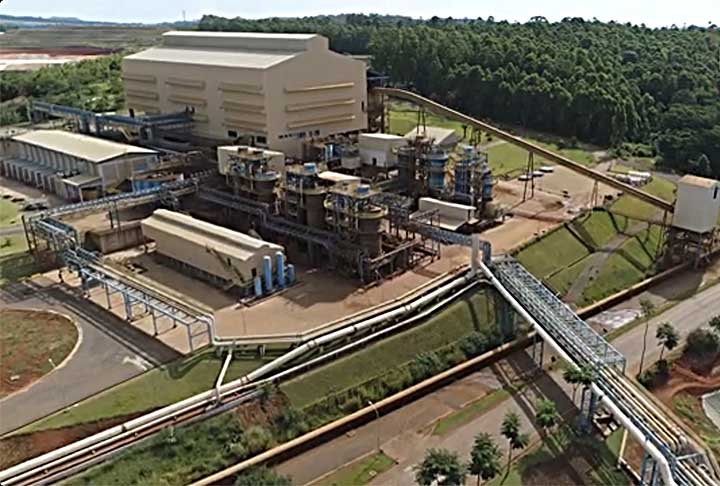 Além da Amazônia, outra grande reserva de nióbio em operação fica na cidade de Araxá, na região do Triângulo Mineiro e Alto Paranaíba