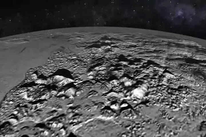 Ainda de acordo com a Nasa, a idade desse aglomerado de objetos é estimada em aproximadamente 4,5 bilhões de anos. Por lá, há um enorme conjunto desse tipo de mundo rochoso, pequeno e gelado no Espaço.