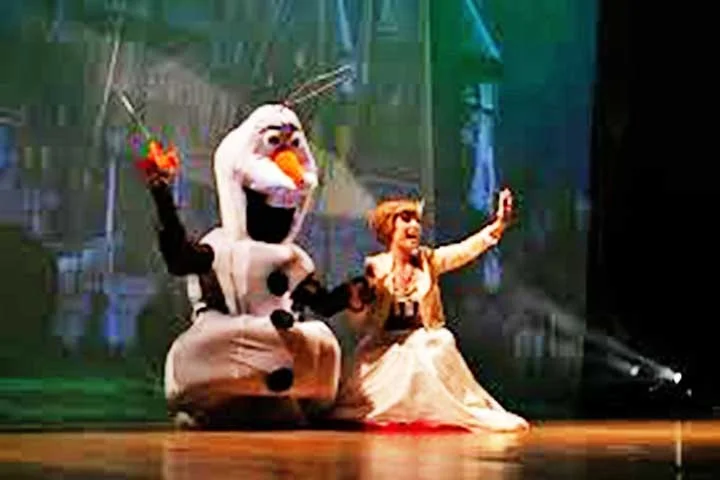 No século XIX havia uma preocupação obsessiva com a autenticidade de cenários. Até mesmo cavalos vivos subiam ao palco. 