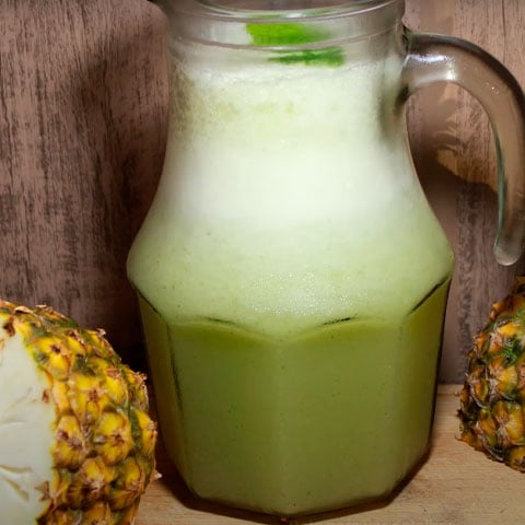 A hortelã com o abacaxi fazem um suco rico em propriedades imunizantes, e já bem cotado em restaurantes e lanchonetes. 