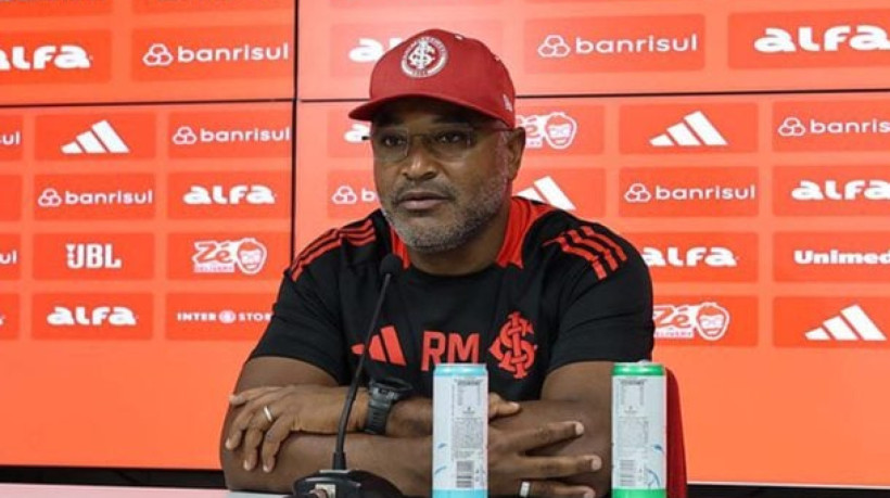 Técnico coloca seu time e o próprio Flamengo como postulantes ao título, explicando taticamente como conseguiu 'parar' o Fla