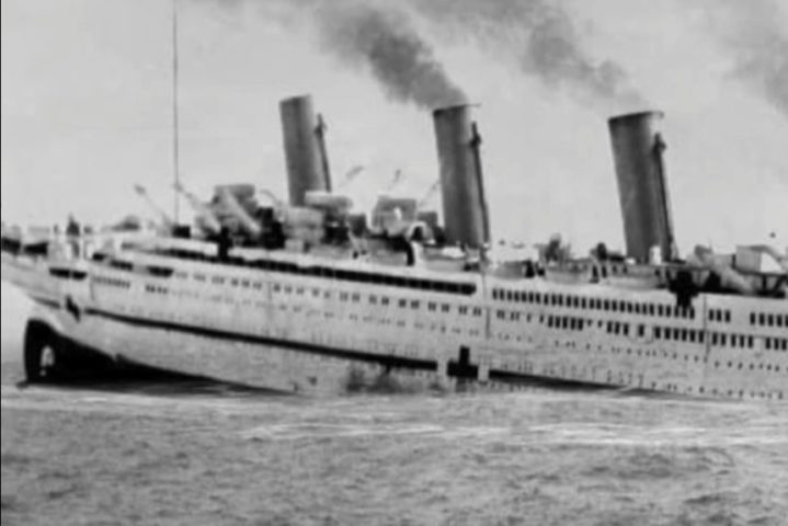 Nesta viagem o Britannic afundou, no mar Egeu, depois de colidir com uma mina naval. A explosão causou sérios danos ao casco, resultando em uma rápida inundação.
