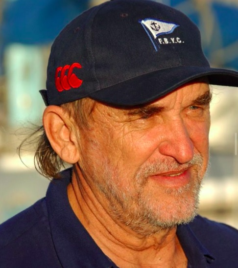 Já estive em todos os mares do mundo, só falta a Sibéria, ressalta o navegador baiano. Belov tem cinco filhos, três netos, um bisneto e dois casamentos desfeitos. 