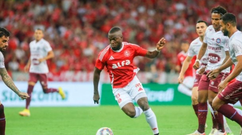 Atacante equatoriano deve retomar posição no embate entre Colorado e Bahia, nesta quinta (03/04), e Borré provavelmente será opção no banco