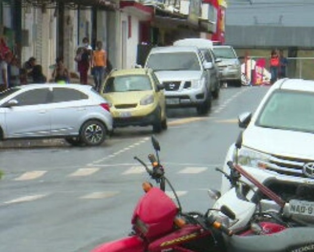 Não é que o corpo vai ficar preservado, ele vai se decompor, mas muito lentamente. O argilo mineral consegue retardar o processo de decomposição e, por ser uma argila, vai aderir aos tecidos do corpo, retardando todo o processo. Os corpos podem ficar anos e anos ali, explicou Vladimir.