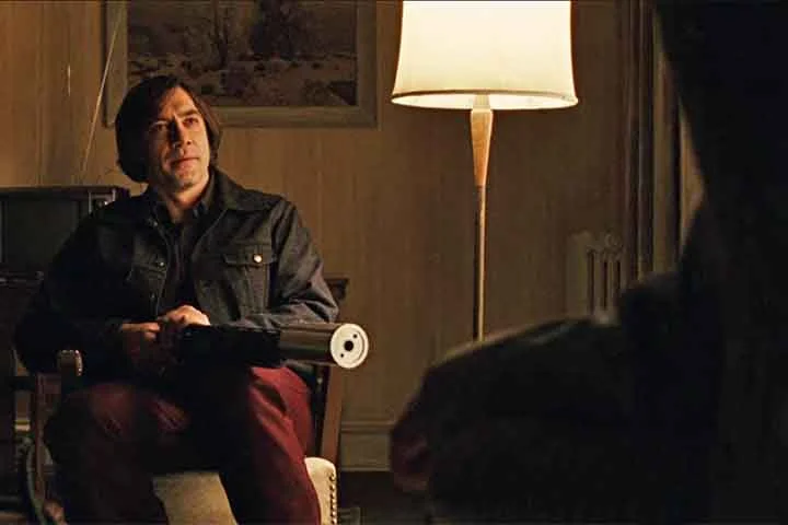 “Onde os Fracos Não Têm Vez” (2007) - Escrito e dirigido pelos irmãos Joel e Etah Coen, conquistou quatro estatuetas do Oscar, incluindo a de Melhor Ator Coadjuvante para o espanhol Javier Bardem. 

