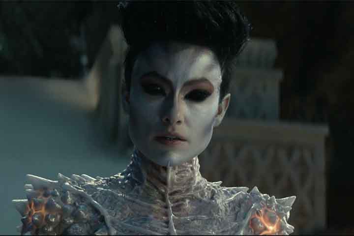 O destino é a fazenda onde estava o avô das crianças, que tem uma ligação com os Caça-Fantasmas originais.