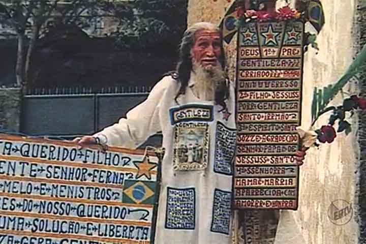 José Datrino, então, passou a difundir o sentido das palavras Agradecido e Gentileza. Foi um voluntário, que confortou os parentes das vítimas da tragédia. Daquele dia em diante, passou a se chamar José Agradecido, ou Profeta Gentileza.