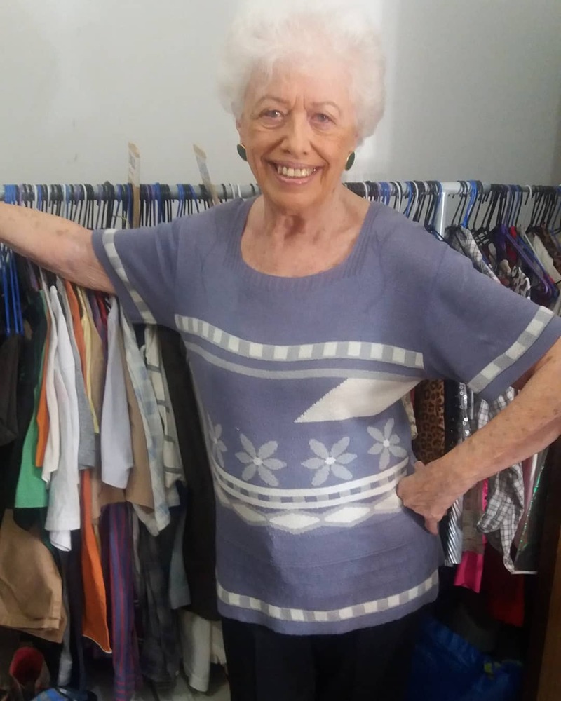 Sônia Zagury - 90 anos - Iniciou sua carreira artística na década de 1990. Assim, destacou-se primeiramente por suas participações em Explode Coração (1995) onde interpretou a mãe de Edson Celulari, e em Terra Nostra (1999), de Benedito Ruy Barbosa, interpretando a cozinheira Antônia.