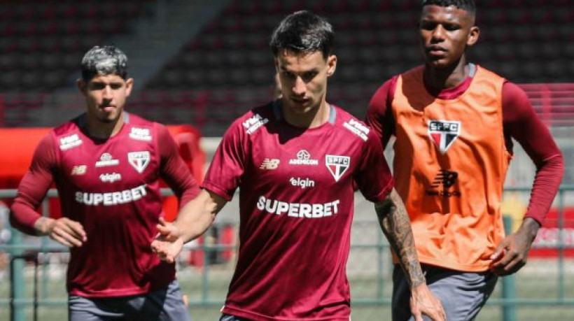 Luiz Gustavo, Oscar e Lucas Moura não treinaram nesta terça-feira. Treinador dividiu o elenco em dois e promoveu coletivo