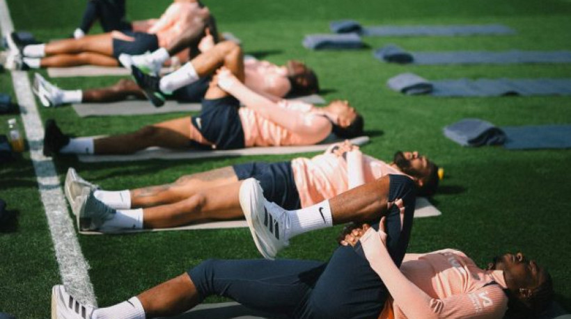 Equipes se enfrentam pelo jogo de ida das quartas de final da Liga Conferência 2024/25
