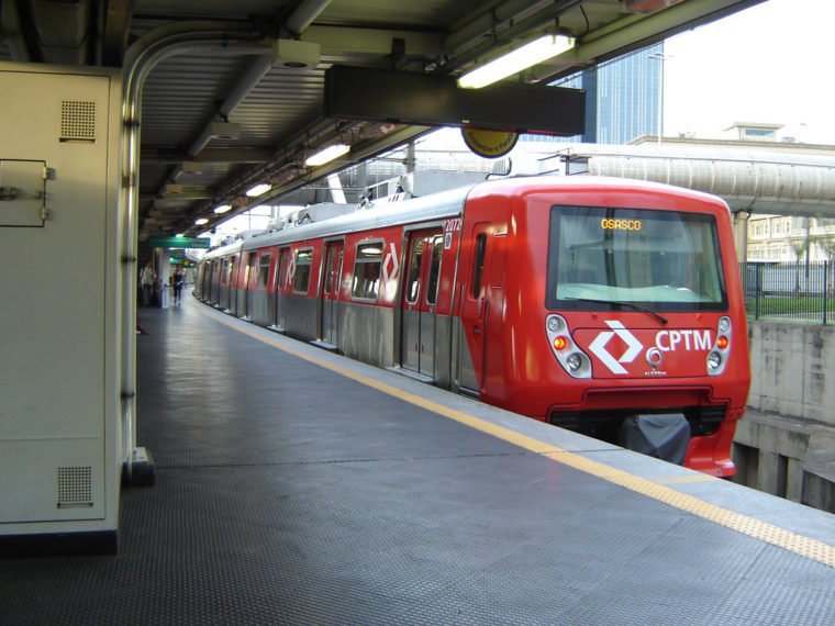 Hoje, os trens mais rápidos do Brasil são os da Companhia Paulista de Trens Metropolitanos (CPTM) e os da Trensurb, de Porto Alegre. Ambos atingem apenas uma velocidade de 90 km/h.