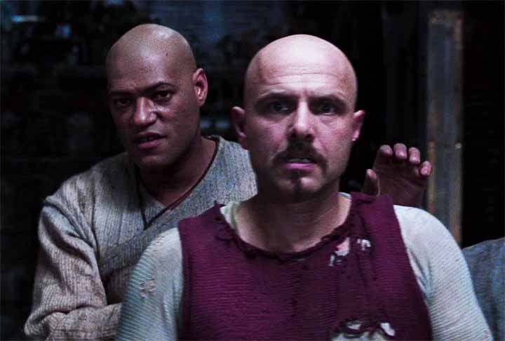 Sua traição destaca a tentação de escolher a ilusão e o conforto sobre a verdade difícil. Cypher representa a luta interna entre a facilidade da ignorância e a dificuldade da verdade, sublinhando o tema central do filme sobre a escolha entre a realidade e a ilusão.