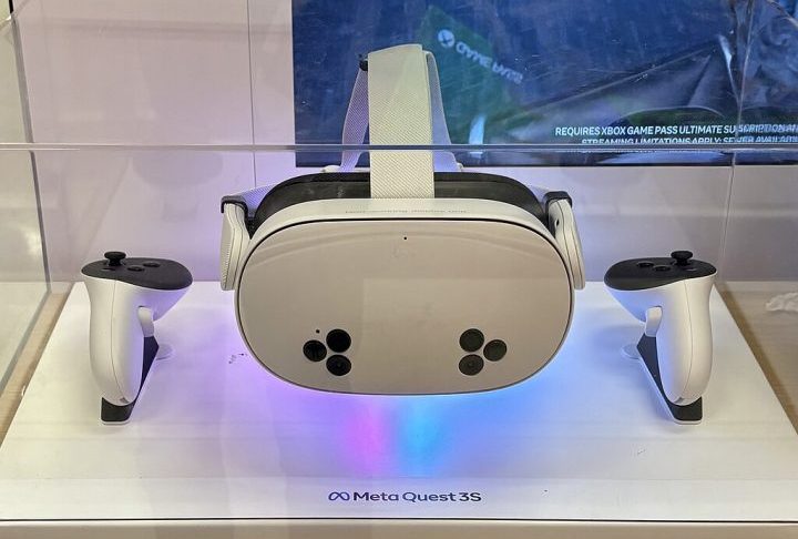 A versão vem com com 128 GB e 512 GB de armazenamento interno. A ideia é que mais pessoas possam experimentar essa tecnologia.