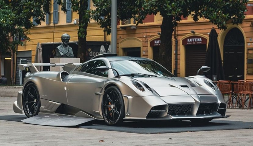 8º PAGANI HUAYRA IMOLA - US$ 5,4 milhões  (R$ 31, 7 milhões)