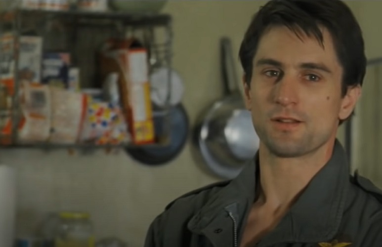 Filme em que a cena foi improvisada: Taxi Driver