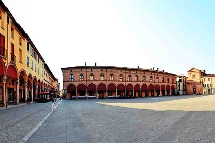 E, por fim, praças e caminhos que mantêm suas posições desde 1502.