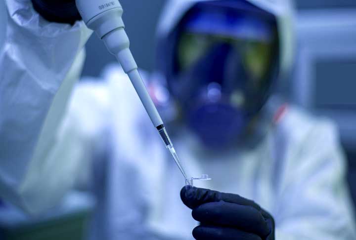 Os cientistas registraram 12 gestações entre as macacas, com seis nascidos vivos. O bebê que viveu por 10 dias foi o único a apresentar as características desejadas.