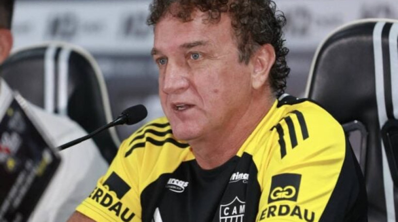 Time mineiro teve dois novos desfalques para o confronto durante a semana; Treinador acompanhou treinos do sub-20 e sub-17