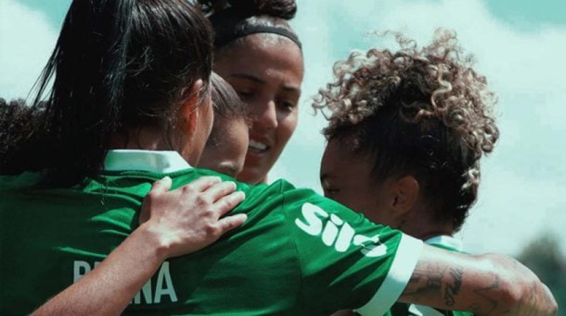 Andressinha marca nos acréscimos, garante o 2 a 1 no Parque São Jorge e coloca Palestrinas na liderança provisória da competição 